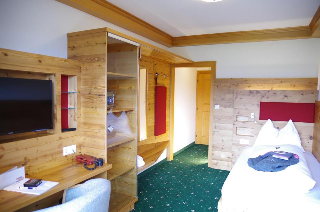 Hotel Berghof Ramsau am Dachstein Εξωτερικό φωτογραφία